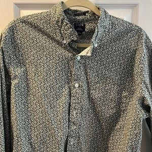 JCREW Flex washed large men’s dress shirt